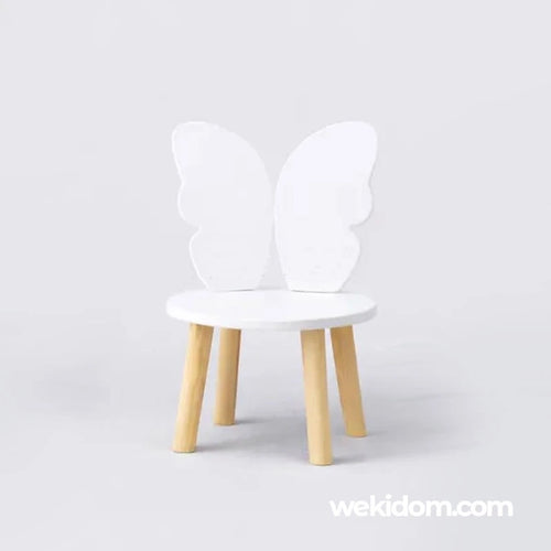 Chaise papillon pour chambre fille